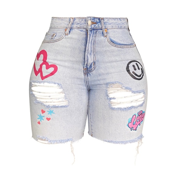 Graffiti shorts - Picture 1 of 3